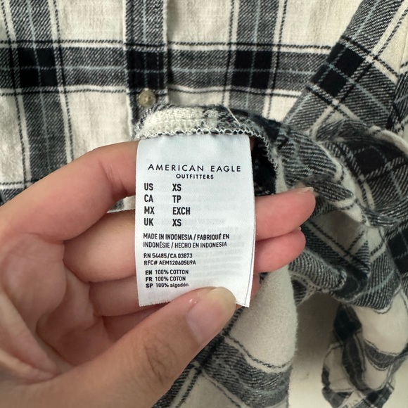 American Eagle Plaid Balloon Sleeve Flannel Button Up Shirt XS White Cream Black - Picture 7 of 8